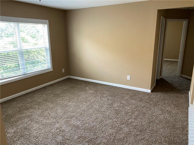 Building Photo - 5750 Carrington Pl