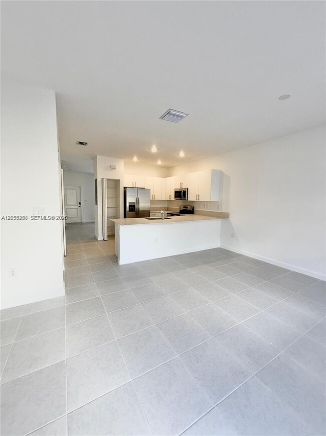 Building Photo - 26865 SW 121st Ave