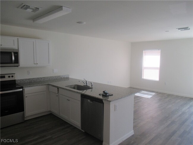 Building Photo - 22 NW 7th Terrace