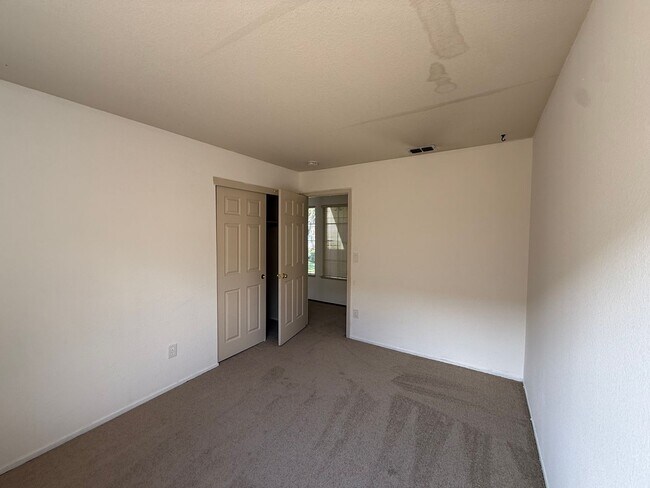 Building Photo - 6415 Shasta Creek Way