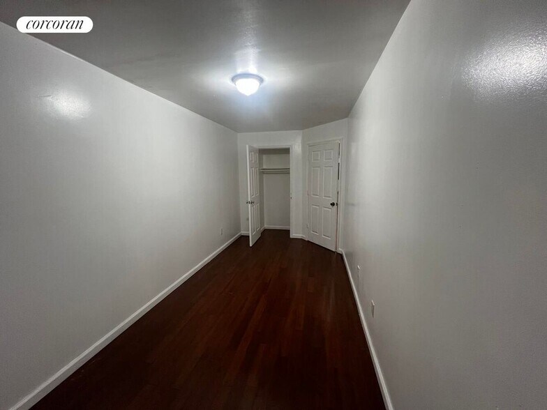 Building Photo - 407 Kosciuszko St