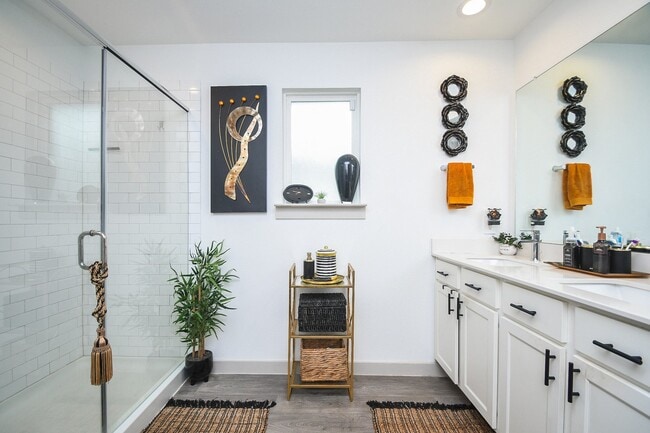 Building Photo - 7723 Golden Rubia Ln