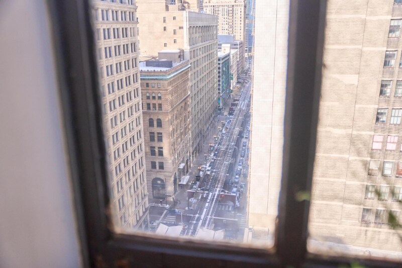 Building Photo - 5 N Wabash Ave