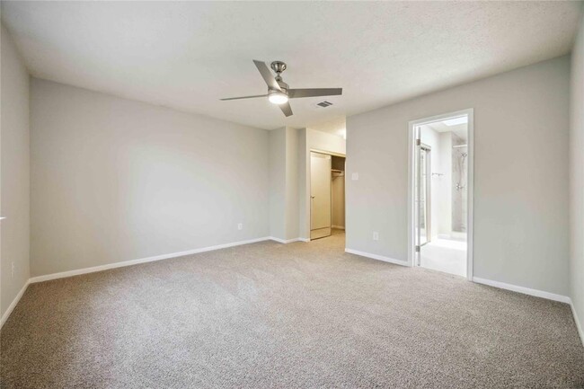 Building Photo - 12215 Cardston Ct