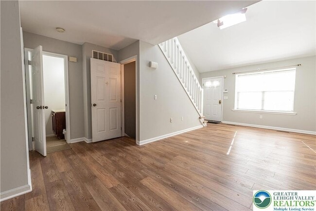 Building Photo - 2657 Tamlynn Ct