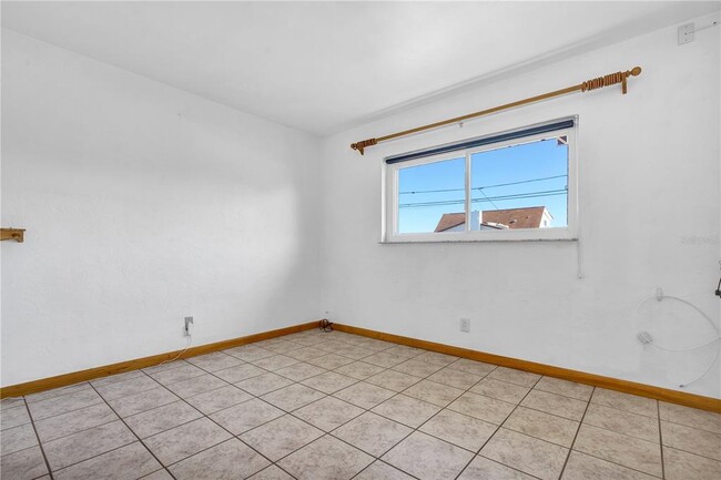 Building Photo - 2675 East Bay Isle Dr SE
