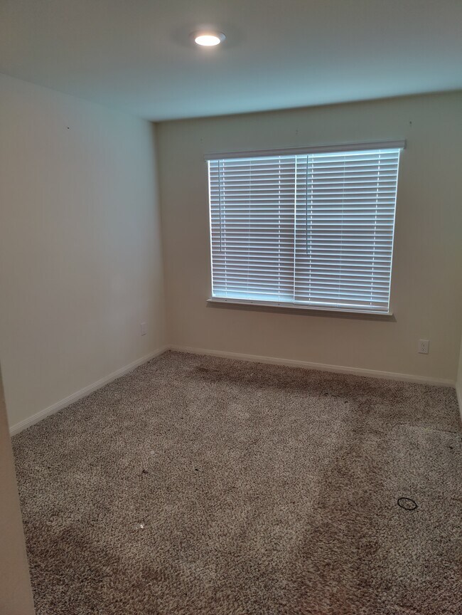 Building Photo - 2038 Wooley Way