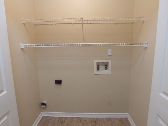 Building Photo - 2441 Spyglass Cir