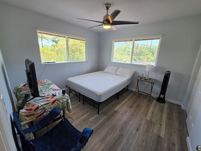 Building Photo - Available August 1 | Fully Furnished 3BD/3BA Home in HPP (Hawaiian Paradise Park)