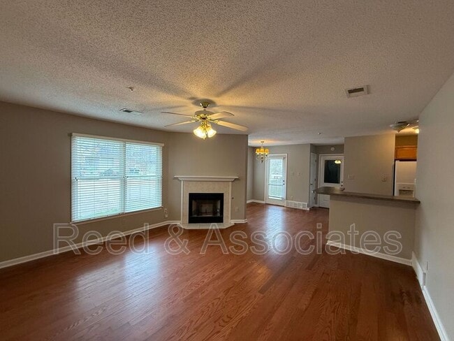 Building Photo - 1173 Clear Creek Rd