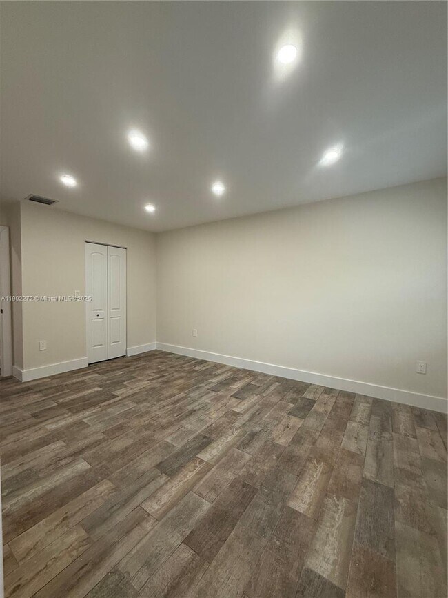 Building Photo - 14103 SW 52nd Terrace