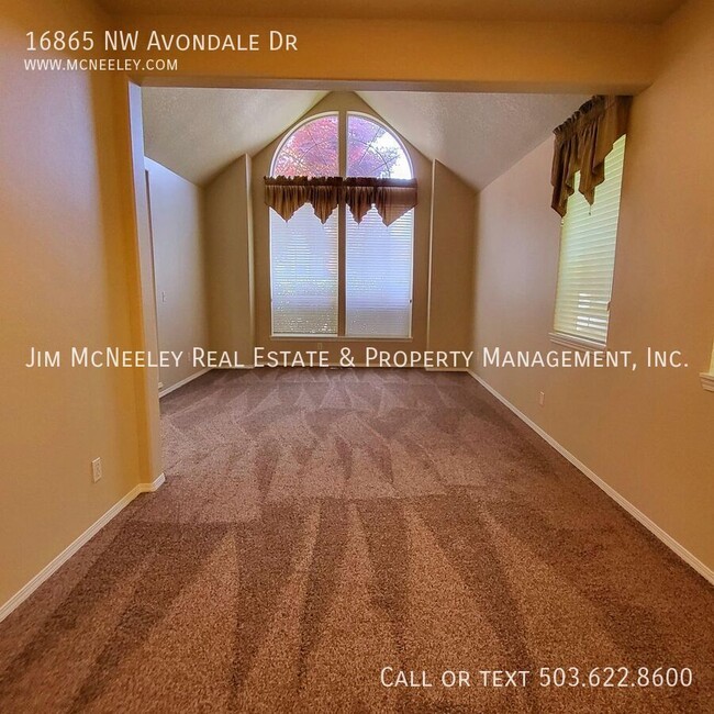 Building Photo - 16865 NW Avondale Dr