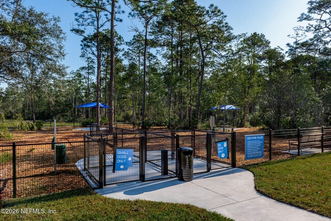 Building Photo - 9807 Element Rd
