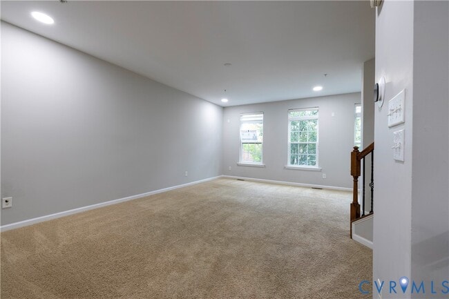 Building Photo - 1903 Old Brick Rd