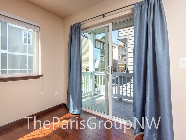 Building Photo - Spectacular Serene Lake 2012 TH – Great Location!