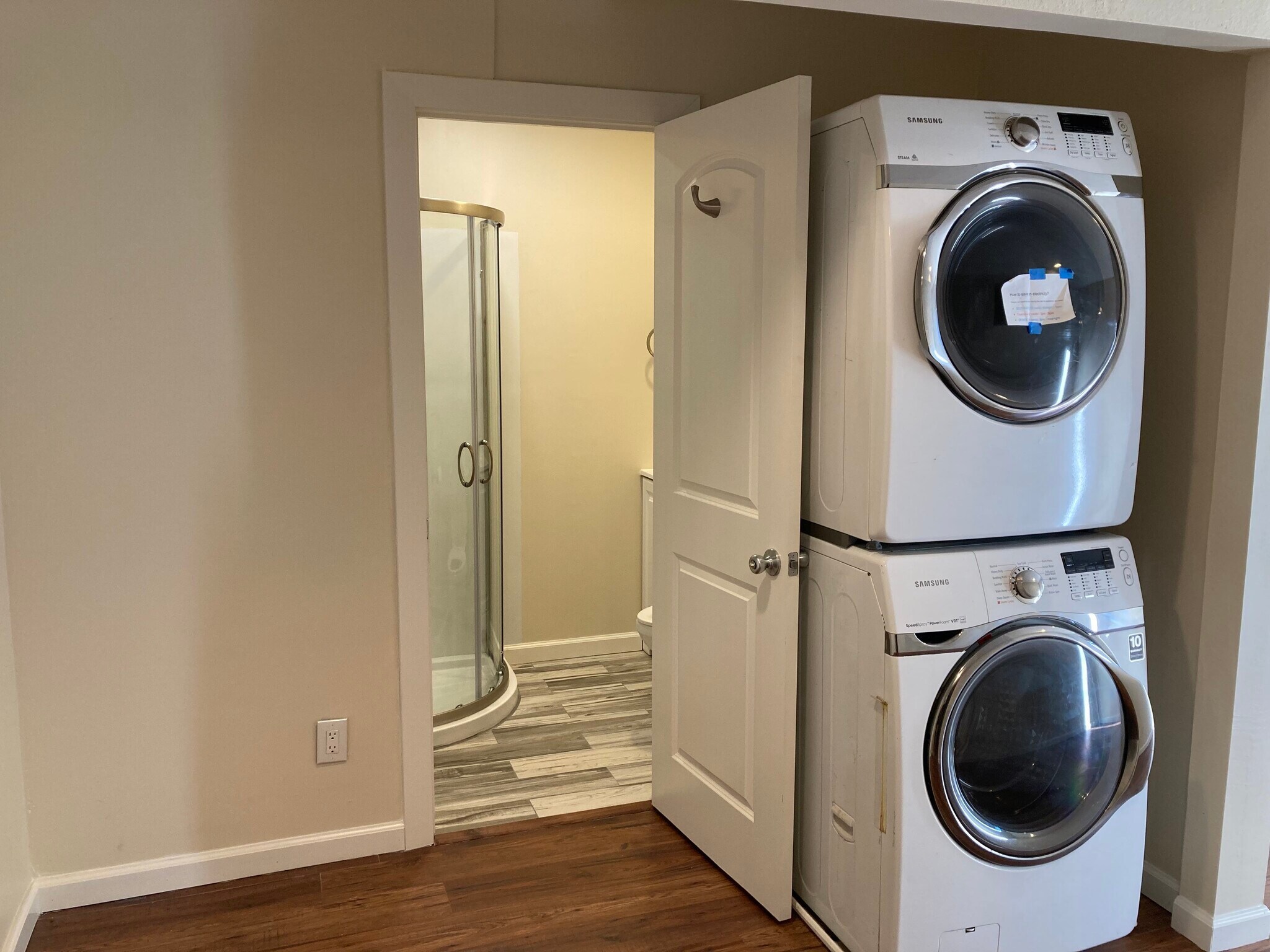 Stacked Washer Dryer - 4848 Tilden Dr