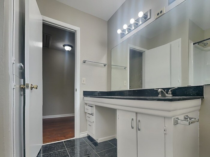Building Photo - 5705 Trailwood Dr