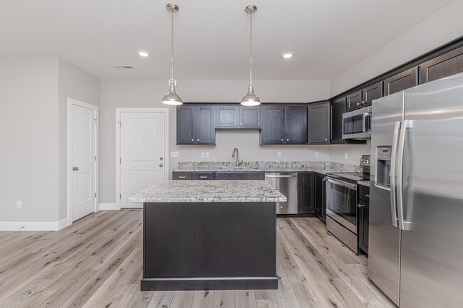 Building Photo - 32 Blue Ridge Rd