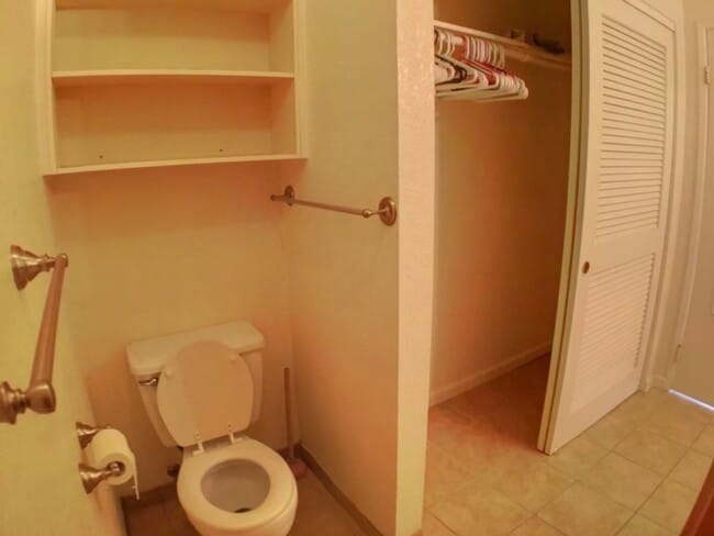 Building Photo - Desirable ground floor studio in Waipio Gentry