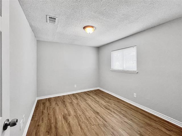 Building Photo - 4125 Shagbark St
