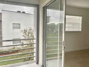 Building Photo - 418 Piedmont I