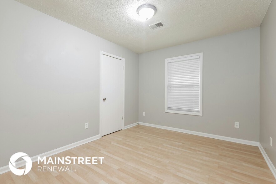 Building Photo - 661 Overlook Ct