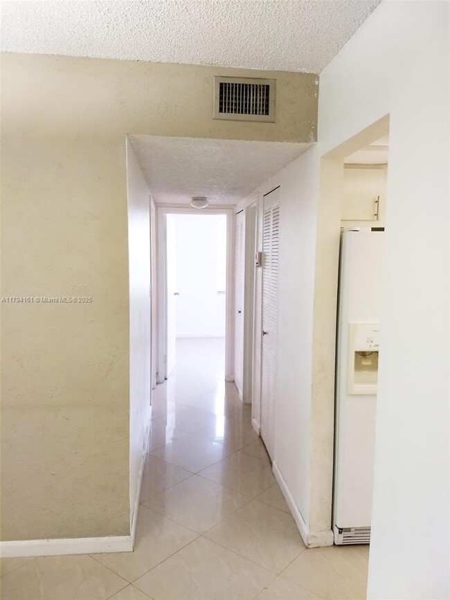 Building Photo - 4394 NW 9th Ave