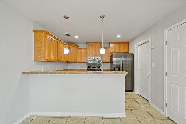 Building Photo - 1013 Tesoro Run