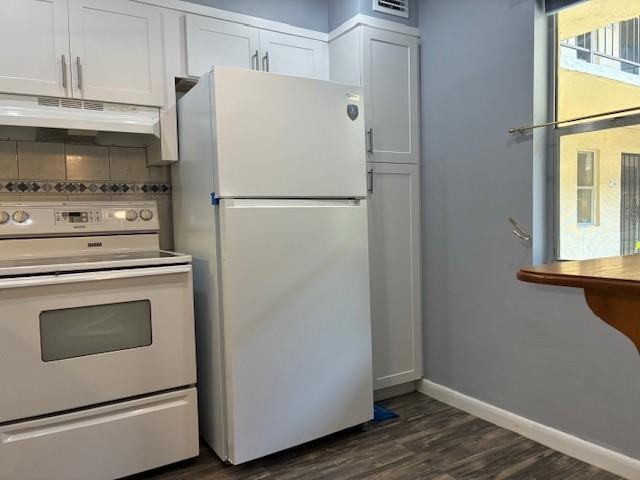 Building Photo - 2831 Somerset Dr