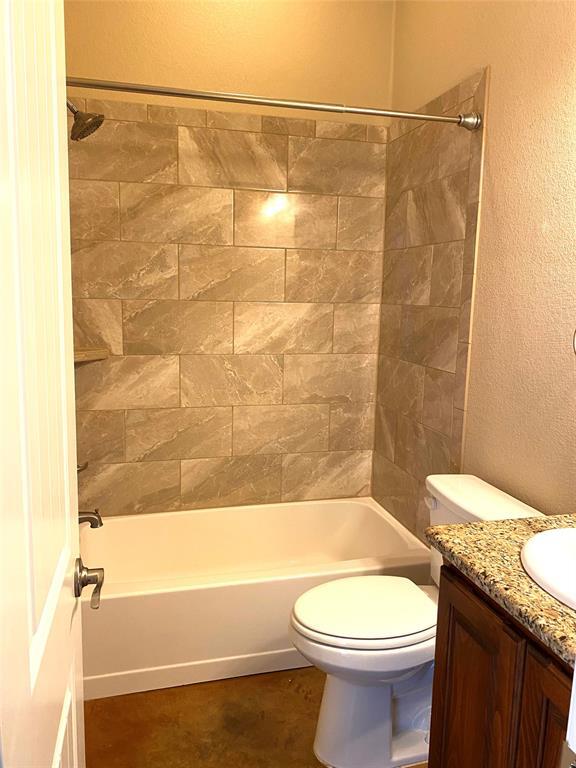 Building Photo - 132 Akaloa Dr