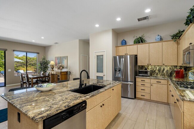 Building Photo - 75840 Sarazen Way