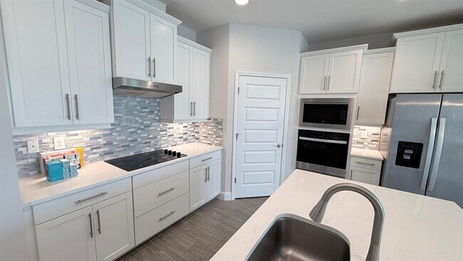 Building Photo - 17834 Adrift Rd