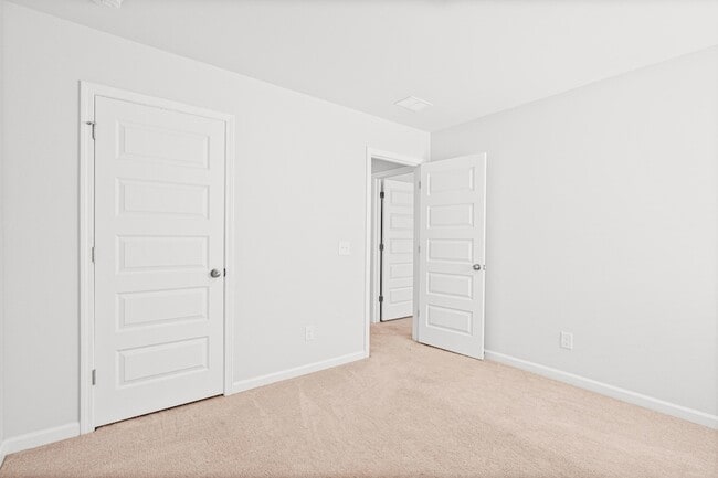 Building Photo - 504 Minim St