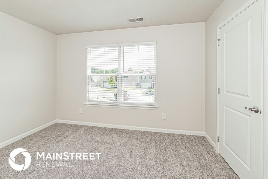 Building Photo - 9407 Cornflower Ln