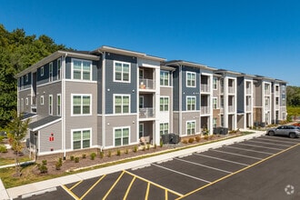 Building Photo - Ascend by the Sea