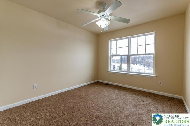 Building Photo - 241 Snapdragon Way