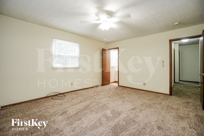 Building Photo - 116 Westview Dr