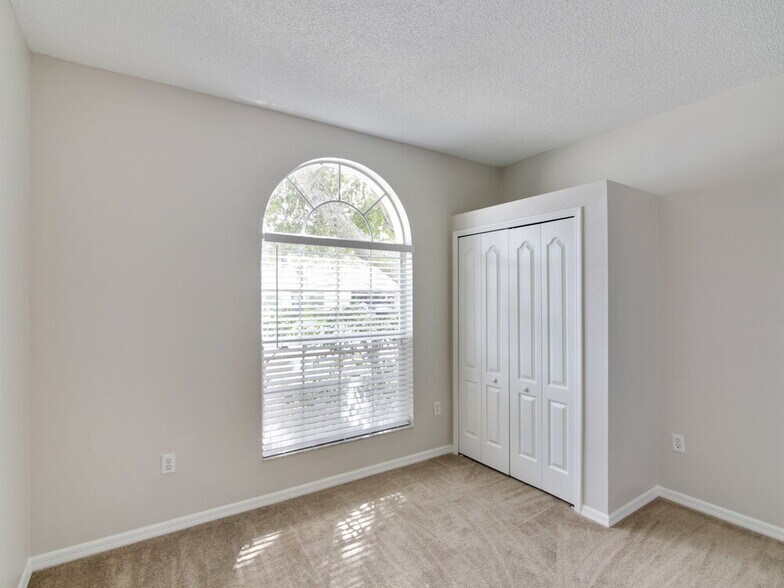 Building Photo - 3703 Cinnamon Fern Loop