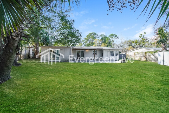 Building Photo - 2835 Belair Rd W