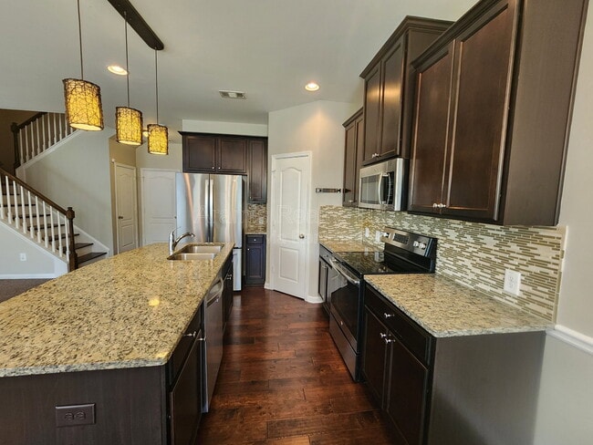 Building Photo - 7601 Summer Berry Ln