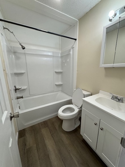 Building Photo - 1230 Pleasant Valley Rd