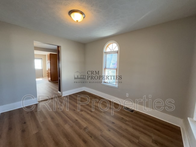 Building Photo - 409 W Morgan St