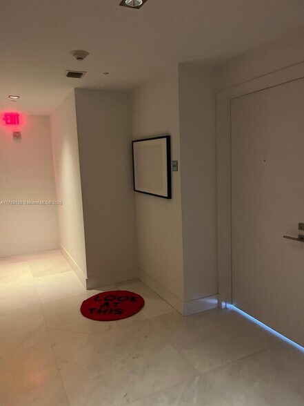 Building Photo - 1 Collins Ave