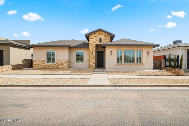 Primary Photo - 14640 Charles Foster Ave