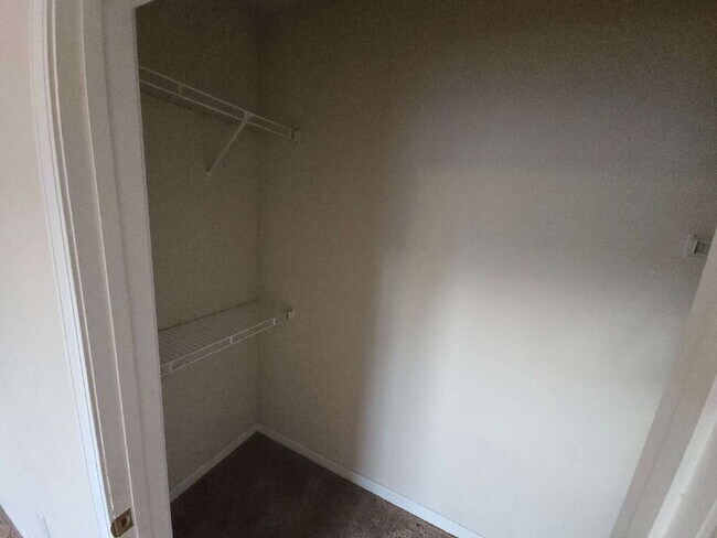 Building Photo - "Charming 1-Bedroom Condo Retreat in Tampa's Serene Villa View Circle"