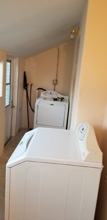 Building Photo - 201 E Eagle St