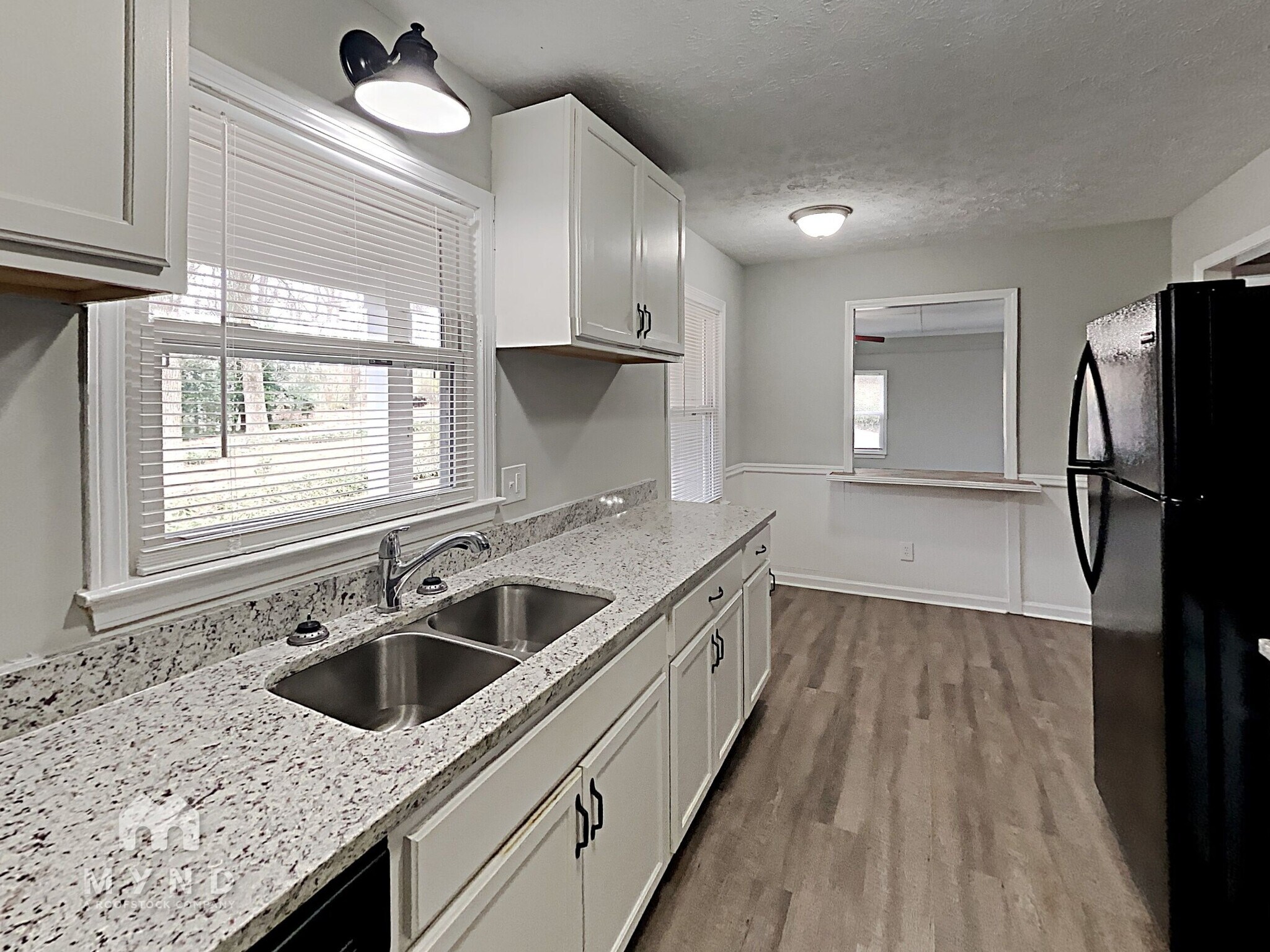 Building Photo - 2550 Stoney Brook Ln