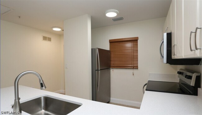 Building Photo - 4455 Botanical Pl Cir