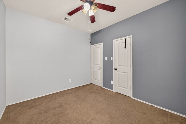 Building Photo - 22023 Westerpine Ln