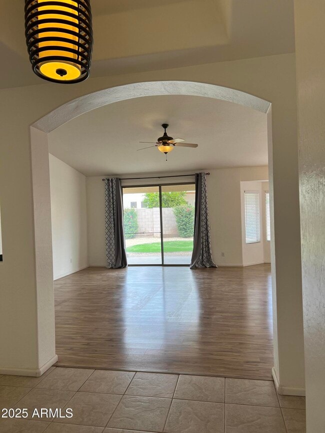 Building Photo - 4484 E Redfield Ct